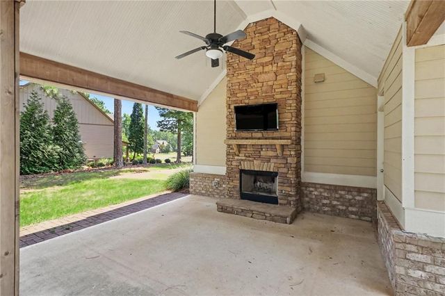 106 Waterlace Way, Fayetteville, GA 30215