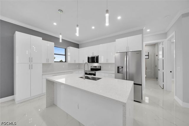 136 Pageant ST, Lehigh Acres, FL 33974