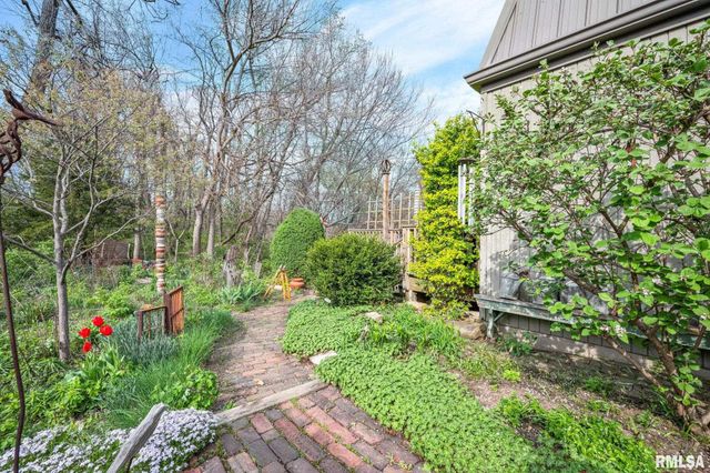 2314 SKYWAY Road, Bartonville, IL 61607