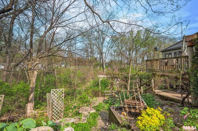 2314 SKYWAY Road, Bartonville, IL 61607