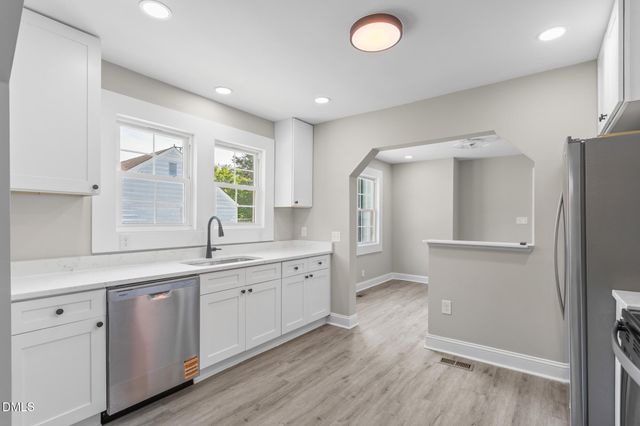 110 W Rockway Street, Durham, NC 27704