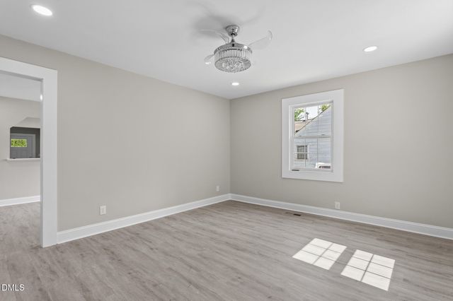 110 W Rockway Street, Durham, NC 27704