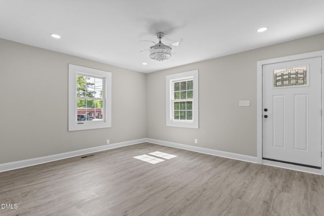 110 W Rockway Street, Durham, NC 27704
