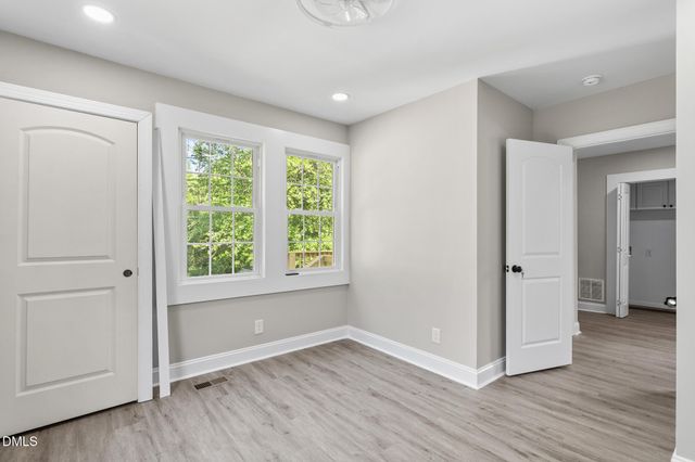 110 W Rockway Street, Durham, NC 27704