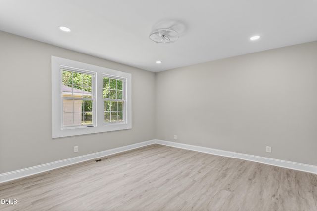 110 W Rockway Street, Durham, NC 27704