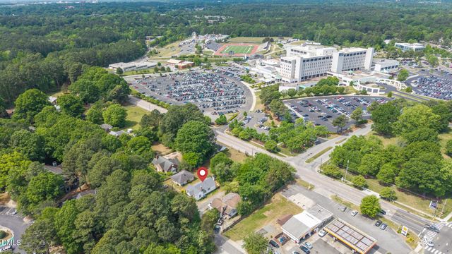 110 W Rockway Street, Durham, NC 27704