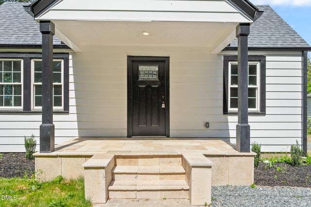 110 W Rockway Street, Durham, NC 27704
