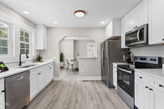 110 W Rockway Street, Durham, NC 27704