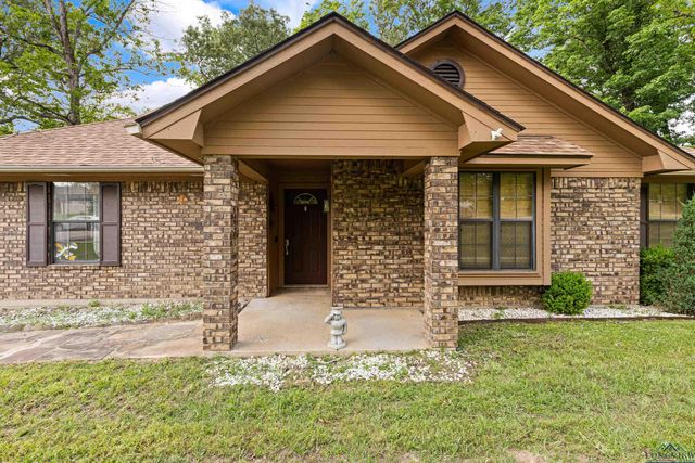 527 Woodbend Dr, Kilgore, TX 75662