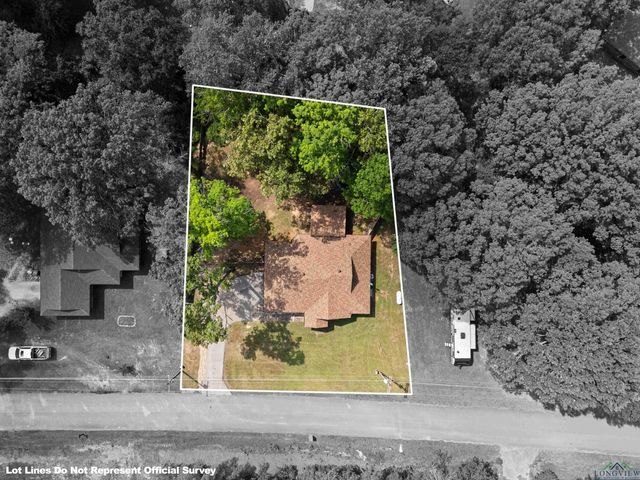 527 Woodbend Dr, Kilgore, TX 75662