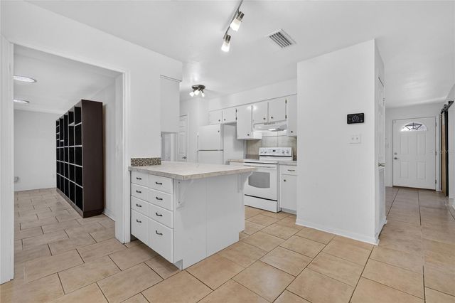 2614 MARSHALL AVENUE, Sanford, FL 32771