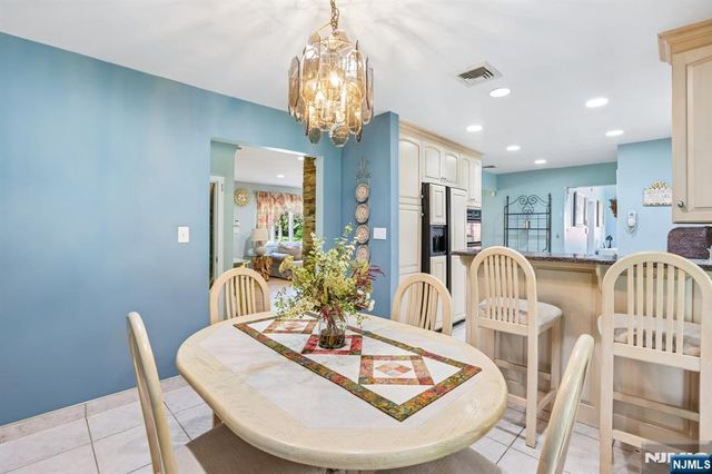 998 Washington Avenue, Ho-ho-kus, NJ 07423