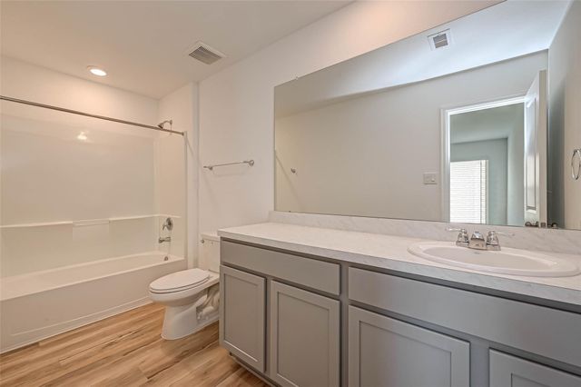 3426 Golden Amber Court, Richmond, TX 77406