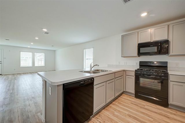 3426 Golden Amber Court, Richmond, TX 77406