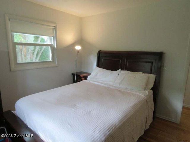 212 Deerfield Court, Voorheesville, NY 12186