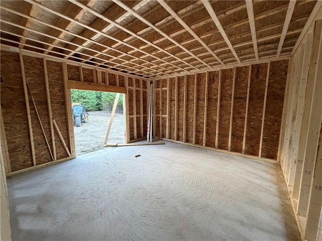 335 Hopkins Hollow Road, Coventry, RI 02827