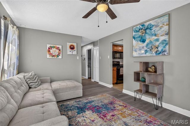 11914 Gravois Road 7, St Louis, MO 63127