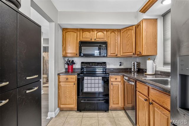 11914 Gravois Road 7, St Louis, MO 63127
