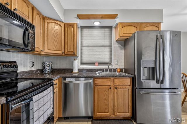 11914 Gravois Road 7, St Louis, MO 63127