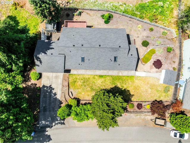 80 SUMMIT Dr, Kalama, WA 98625