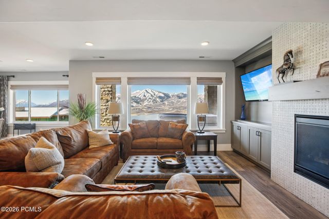 11125 N Shoreline Drive, Hideout, UT 84036