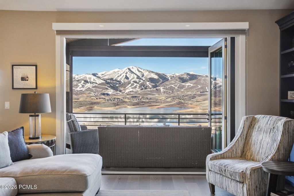 11125 N Shoreline Drive, Hideout, UT 84036