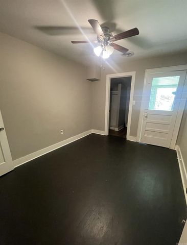 1834 Johnston, Conway, AR 72034