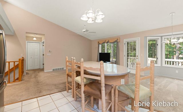 11940 Lakeshore Avenue, Grand Haven, MI 49417