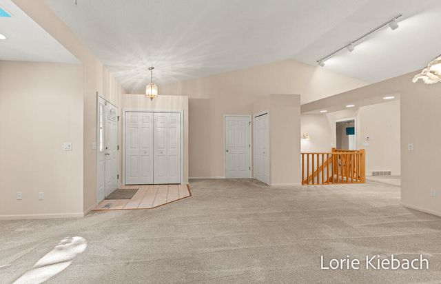 11940 Lakeshore Avenue, Grand Haven, MI 49417