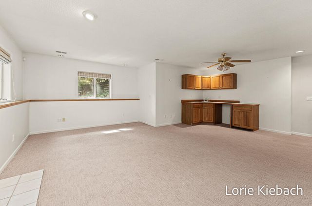11940 Lakeshore Avenue, Grand Haven, MI 49417