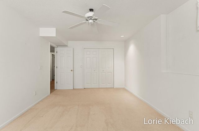 11940 Lakeshore Avenue, Grand Haven, MI 49417