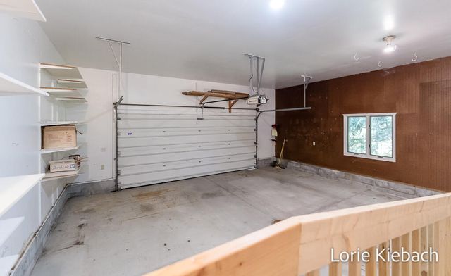 11940 Lakeshore Avenue, Grand Haven, MI 49417