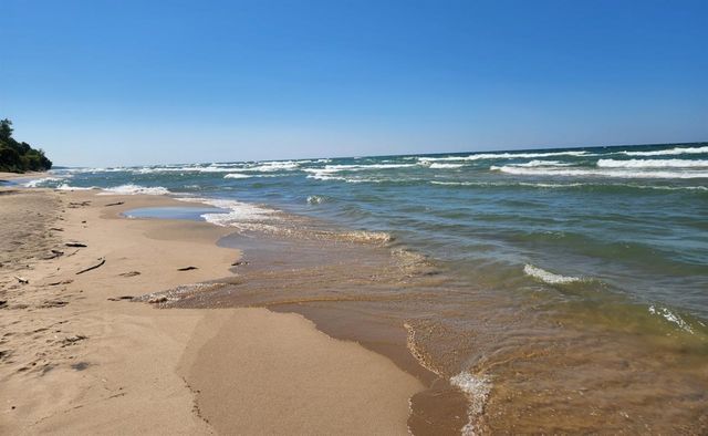 11940 Lakeshore Avenue, Grand Haven, MI 49417
