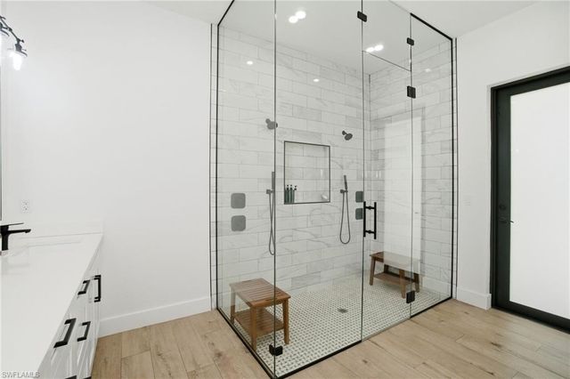 522 31st ST SW, Naples, FL 34117