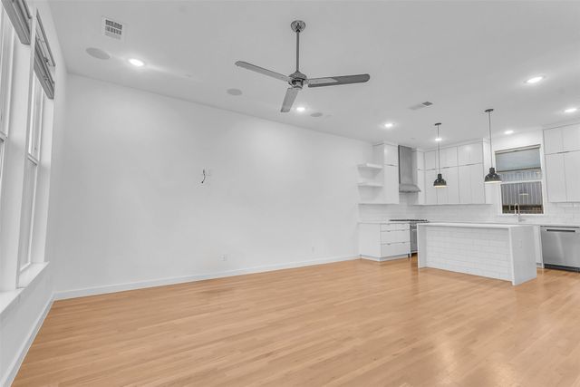 1510 N Washington Avenue 703, Dallas, TX 75204