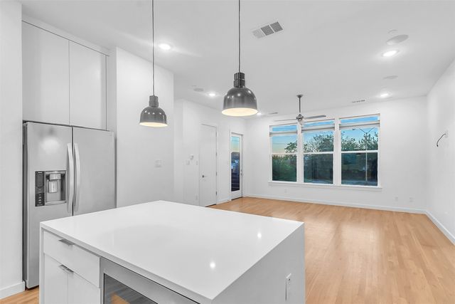 1510 N Washington Avenue 703, Dallas, TX 75204