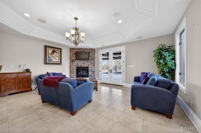 27499 Franklin Road, Wright City, MO 63390