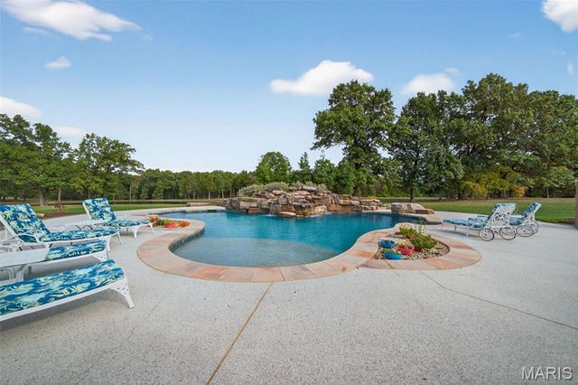 27499 Franklin Road, Wright City, MO 63390