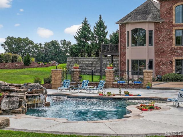 27499 Franklin Road, Wright City, MO 63390