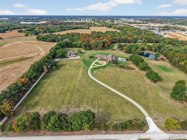 27499 Franklin Road, Wright City, MO 63390