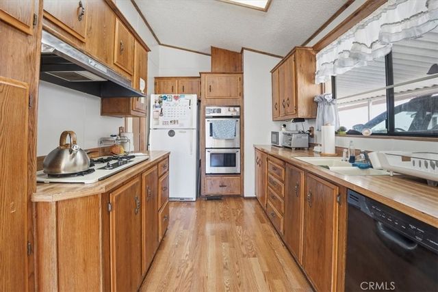 13381 Magnolia 124, Corona, CA 92879