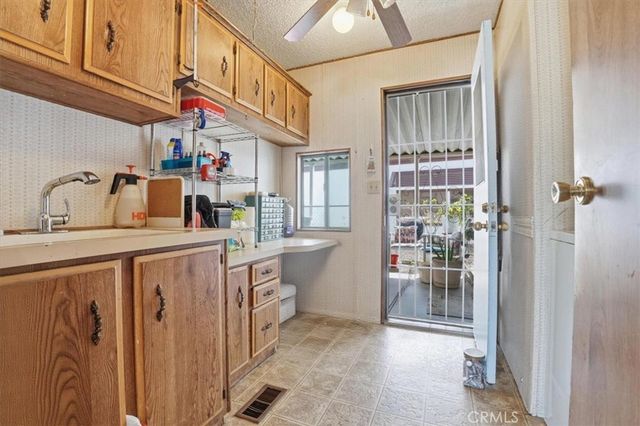 13381 Magnolia 124, Corona, CA 92879