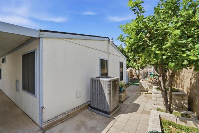 13381 Magnolia 124, Corona, CA 92879