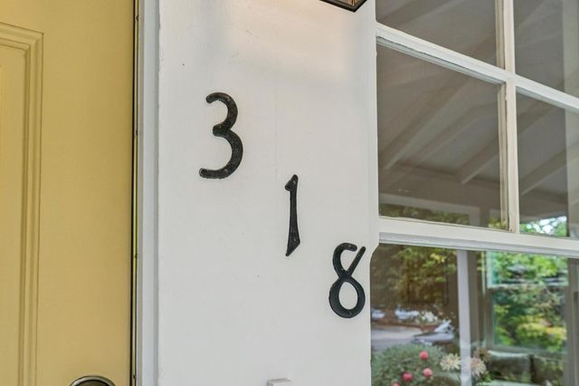 318 Oak Avenue, Redwood City, CA 94061