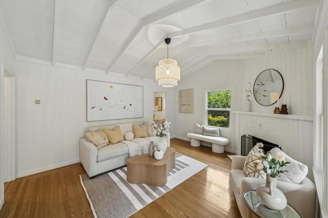 318 Oak Avenue, Redwood City, CA 94061