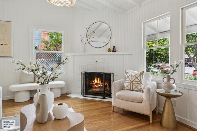 318 Oak Avenue, Redwood City, CA 94061