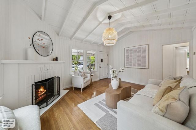 318 Oak Avenue, Redwood City, CA 94061
