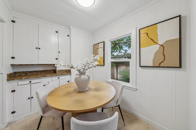 318 Oak Avenue, Redwood City, CA 94061
