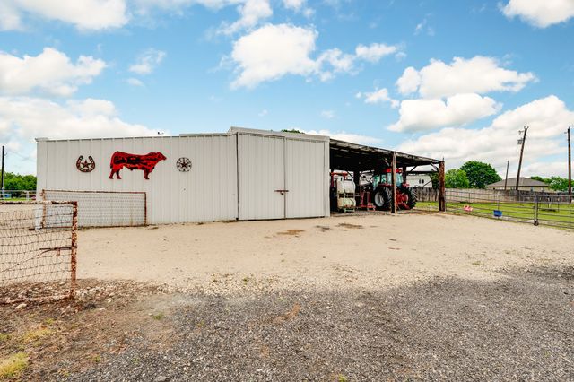 4773 Pure Country Lane, Aubrey, TX 76227