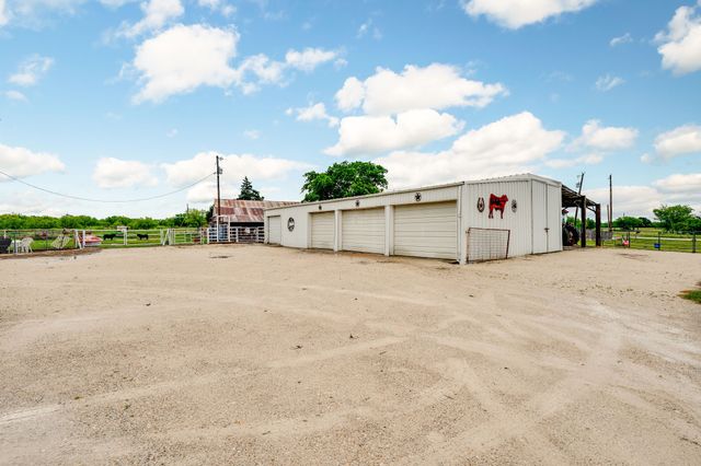 4773 Pure Country Lane, Aubrey, TX 76227